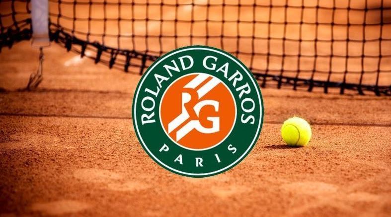 Quadra principal Philippe-Chatrier no estádio Roland-Garros