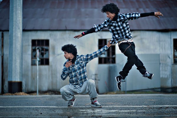 Les Twins, Laurent e Larry Bourgeois, dançando
